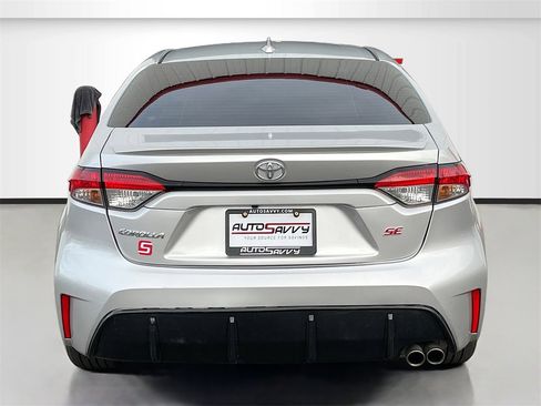 Used 2024 Toyota Corolla SE image 6