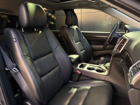 Used 2012 Jeep Grand Cherokee Laredo image 73