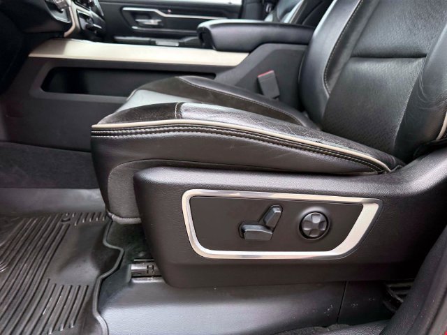 Certified 2019 RAM 1500 Laramie w/ Sport Appearance Package AWD/4WD image 19