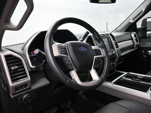 Used 2020 Ford F250 Lariat w/ Lariat Ultimate Package AWD/4WD image 18