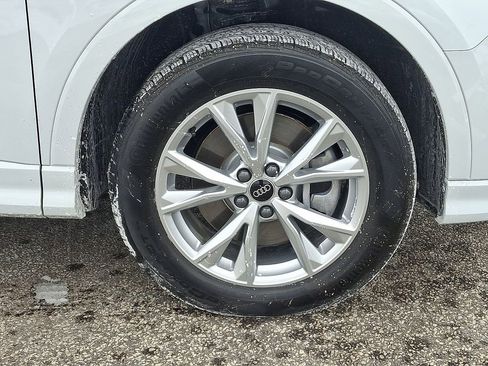 Certified 2025 Audi Q3 2.0T Premium Plus w/ Premium Plus Package image 8