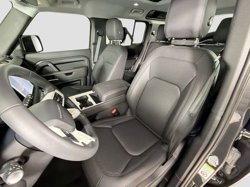 Certified 2025 Land Rover Defender 110 S image 23