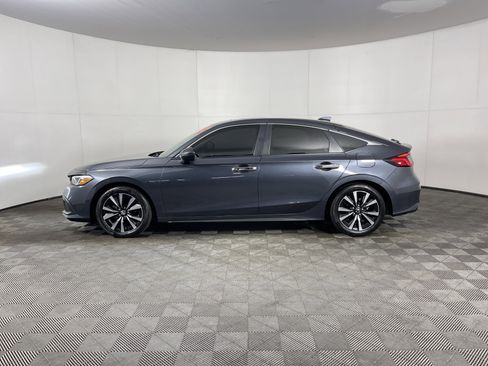 Used 2024 Honda Civic EX-L image 3