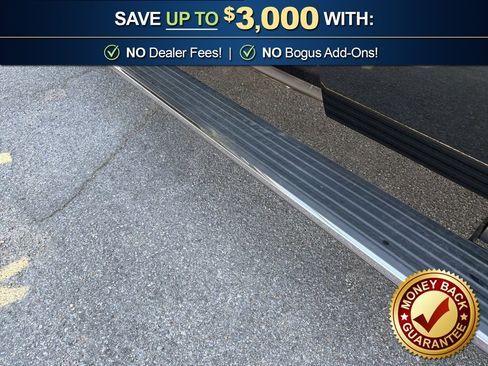 Used 2024 Ford Expedition Limited image 16