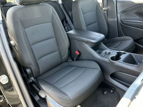 Used 2024 GMC Terrain SLE w/ Driver Convenience Package FWD image 28