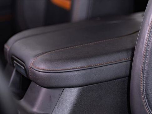 Used 2025 GMC Sierra 1500 AT4 image 24