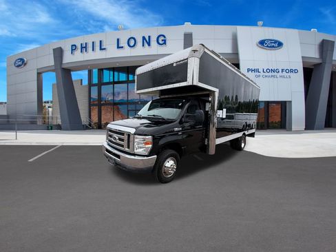 Used 2016 Ford E-450 and Econoline 450 Super Duty RWD image 1