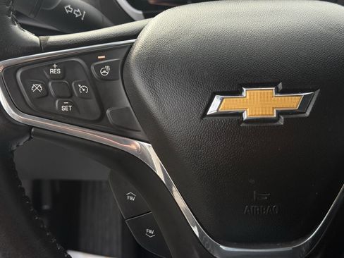 Used 2017 Chevrolet Volt LT w/ Comfort Package image 17