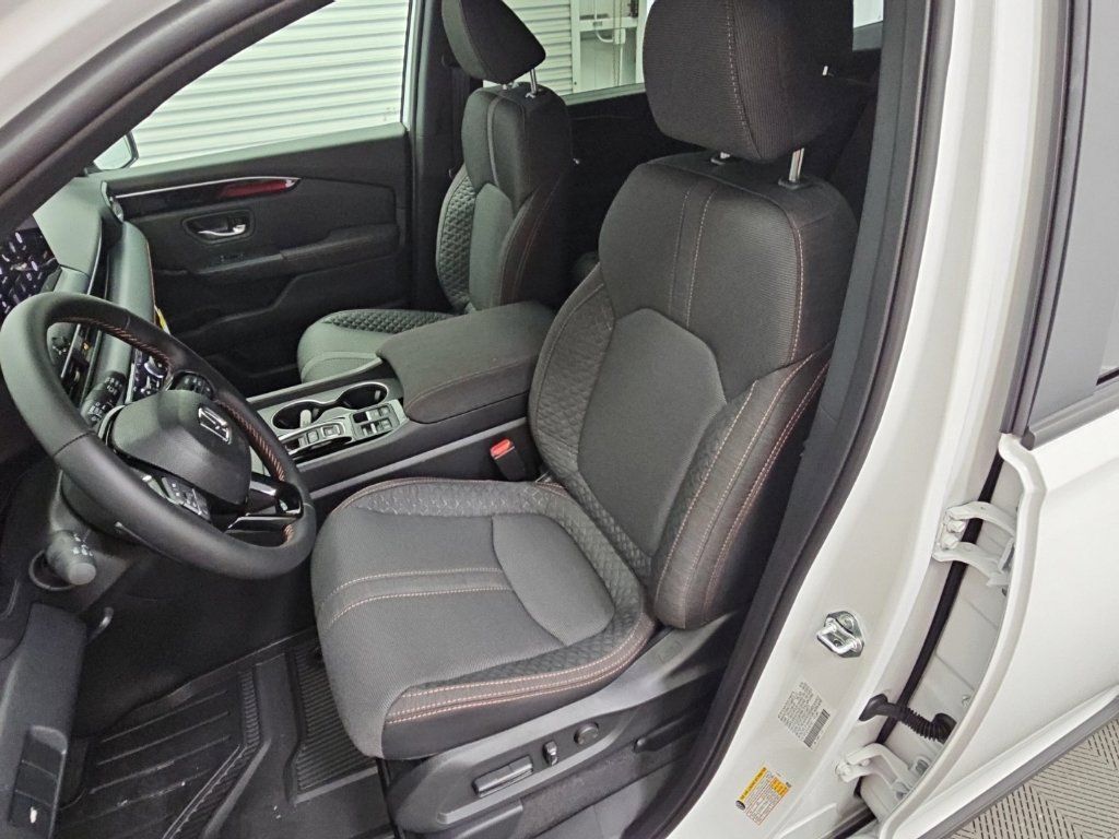 New 2026 Honda Pilot Sport image 28