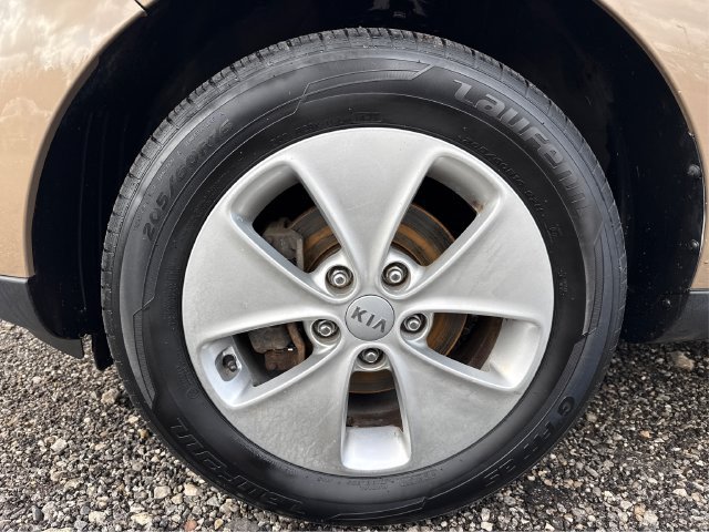 Used 2014 Kia Soul FWD image 25