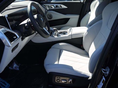 New 2026 BMW XM Label Red image 11