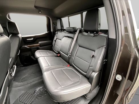 Used 2021 Chevrolet Silverado 1500 LT Trail Boss w/ Convenience Package II AWD/4WD image 18