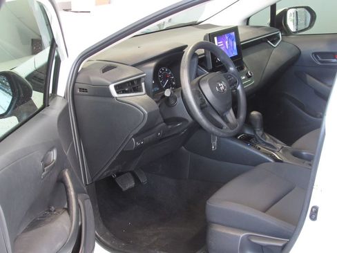 Certified 2024 Toyota Corolla LE FWD image 6