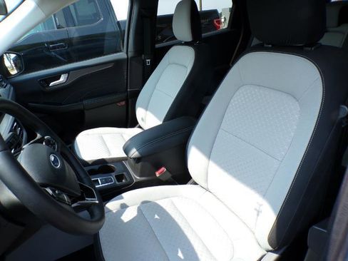 Used 2023 Ford Escape Active w/ Tech Pack #2 image 5