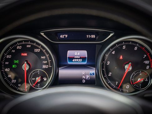 Used 2019 Mercedes-Benz GLA 250 image 24