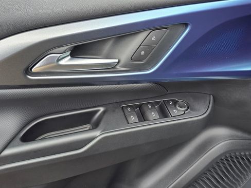 New 2026 Chevrolet Equinox EV LT AWD/4WD image 21