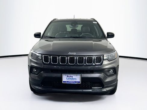 Used 2023 Jeep Compass Latitude w/ Convenience Group image 2