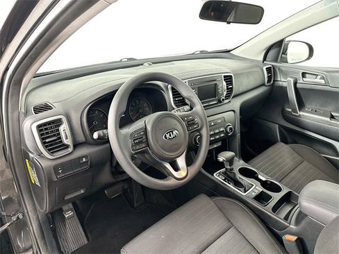 Used 2017 Kia Sportage LX w/ LX Popular Package image 18