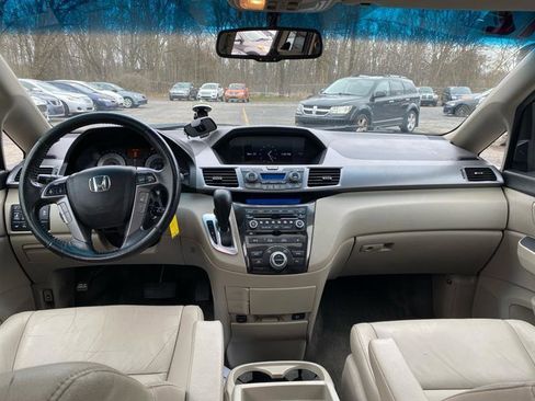 Used 2012 Honda Odyssey Touring image 12
