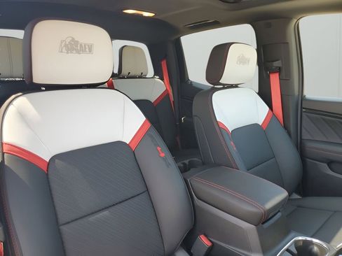 New 2026 GMC Canyon AT4X w/ AT4X AEV Edition image 15