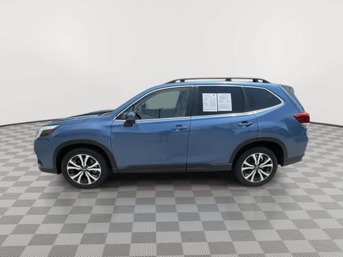 Used 2024 Subaru Forester Limited AWD/4WD image 11
