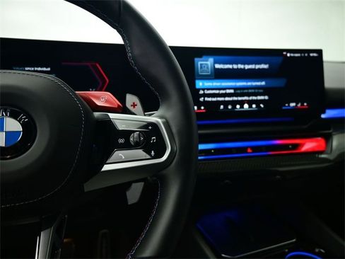 Used 2025 BMW M5 w/ Carbon Package image 23