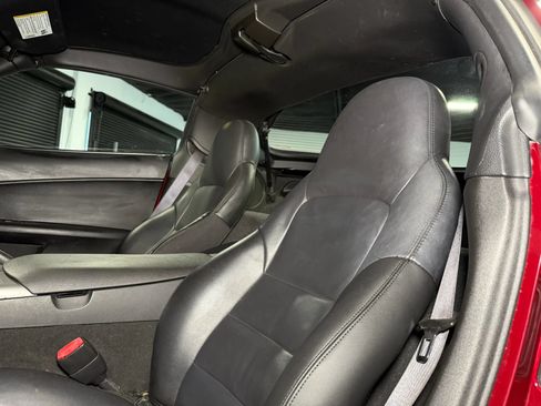 Used 2007 Chevrolet Corvette Coupe RWD image 17