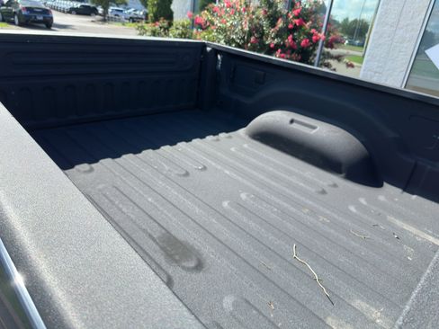 Used 2025 RAM 2500 Big Horn AWD/4WD image 15