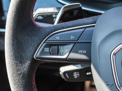 New 2025 Audi RS Q8 performance image 16