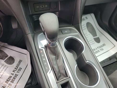 Certified 2023 Chevrolet Equinox LT FWD image 26