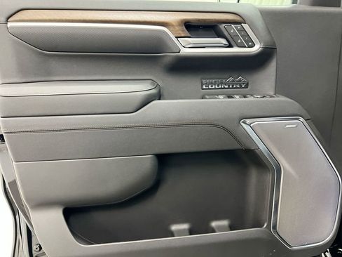 New 2026 Chevrolet Silverado 1500 High Country w/ Technology Package AWD/4WD image 22
