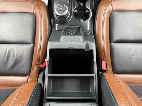 Used 2024 Ford Bronco Outer Banks image 41