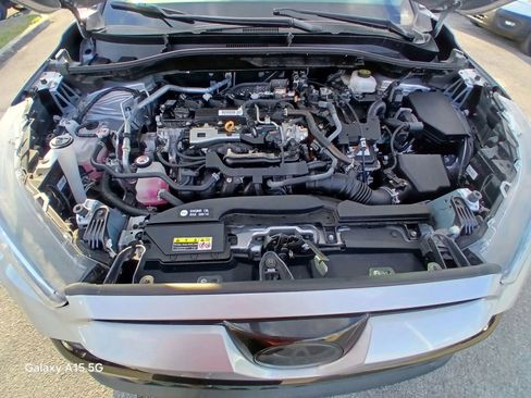 Used 2024 Toyota Corolla Cross AWD Hybrid image 24