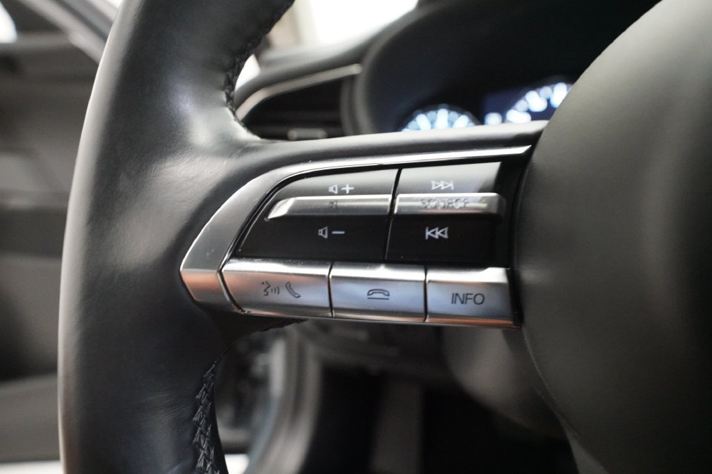 Certified 2021 MAZDA CX-30 AWD 2.5 Turbo S image 17