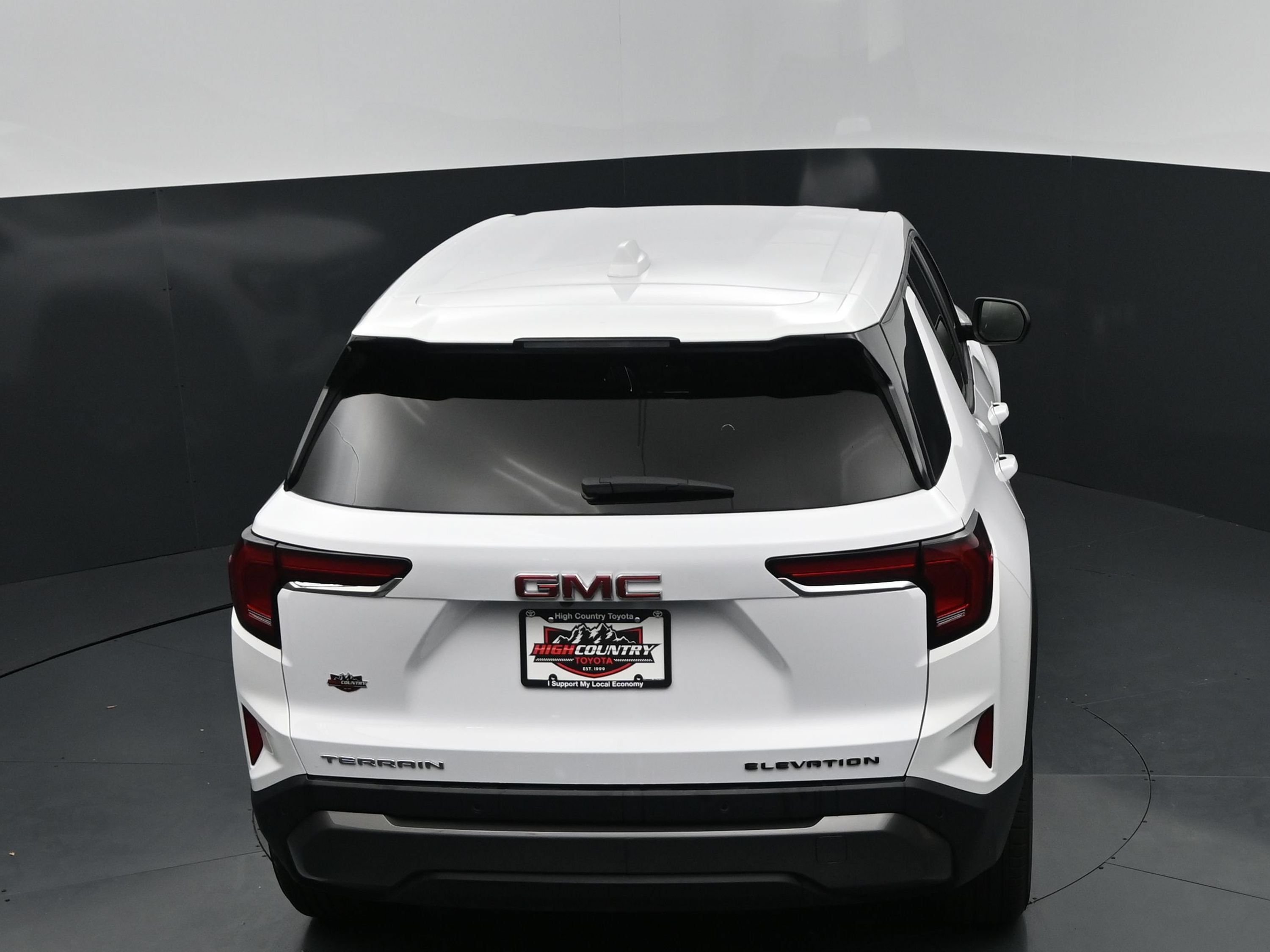 Used 2026 GMC Terrain Elevation FWD image 31