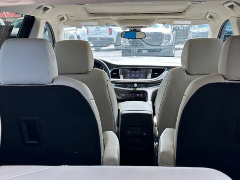 Used 2024 Buick Enclave Essence w/ Experience Buick Package FWD image 9