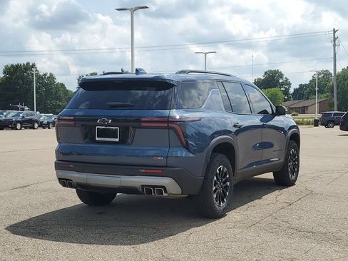 Used 2026 Chevrolet Traverse Z71 w/ Driver Confidence Package AWD/4WD image 3