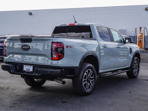 Used 2024 Ford Ranger Lariat w/ FX4 Off-Road Package image 7