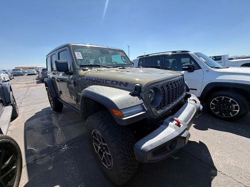 Used 2025 Jeep Wrangler Unlimited Rubicon w/ Safety Group AWD/4WD image 1