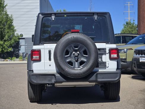 Used 2023 Jeep Wrangler Sport AWD/4WD image 6