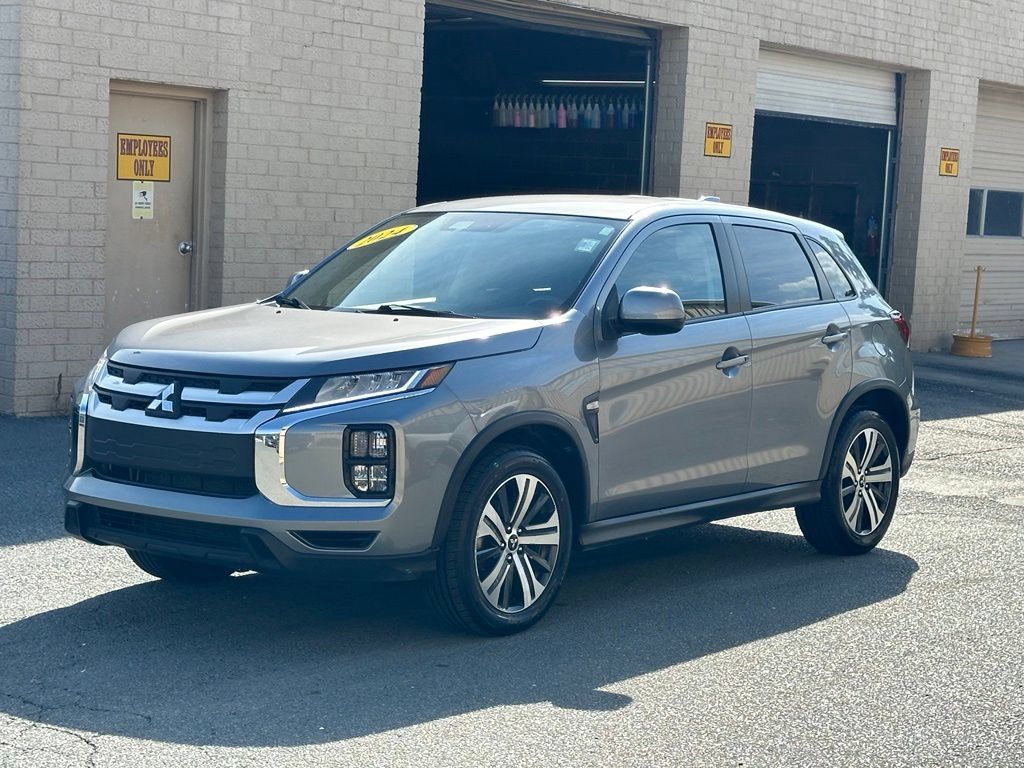 Used 2024 Mitsubishi Outlander Sport ES AWD/4WD image 2