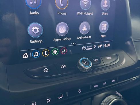 Used 2021 Chevrolet Camaro LT w/ Technology Package image 28