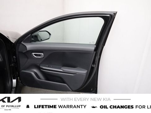New 2026 Kia K4 FWD image 15