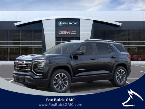 Used 2026 GMC Terrain Elevation w/ Elevation Premium Package image 2