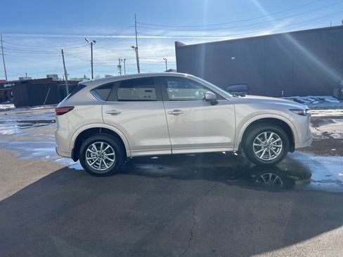New 2025 MAZDA CX-5 AWD 2.5 S w/ Select Package image 4
