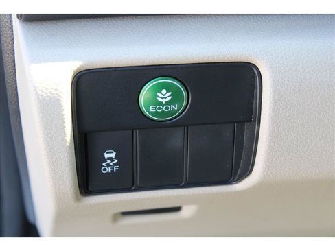 Used 2017 Honda Accord EX-L image 16