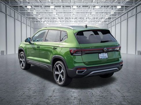 New 2026 Volkswagen Taos SEL image 3