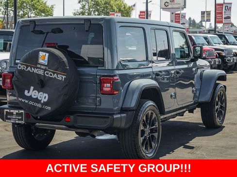 Used 2025 Jeep Wrangler Sahara w/ Safety Group image 4
