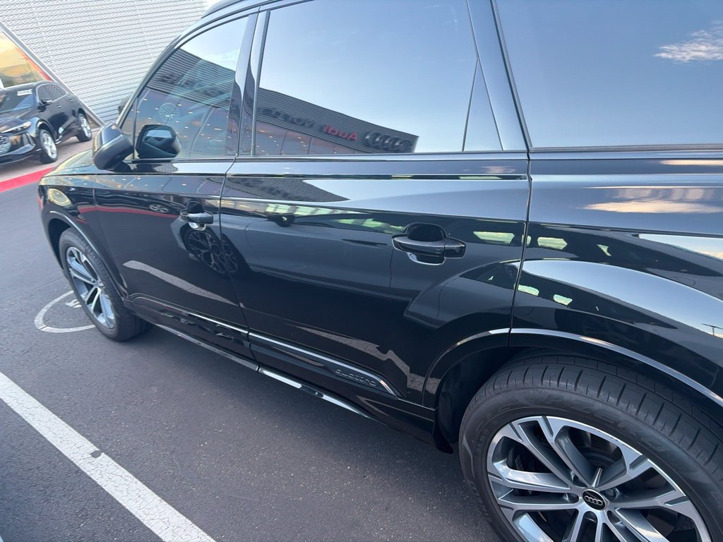 Used 2025 Audi Q7 2.0T Premium Plus w/ Premium Plus Package AWD/4WD image 7