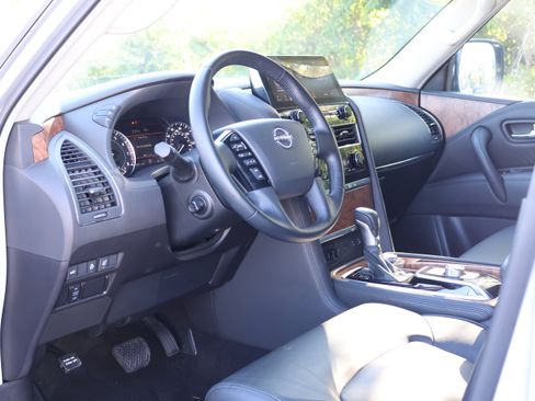 Used 2024 Nissan Armada SL AWD/4WD image 25